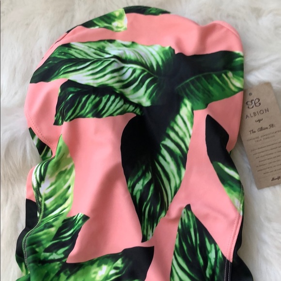 Albion Fit Waikiki One Piece Swimsuit Bikini XS - Picture 6 of 10